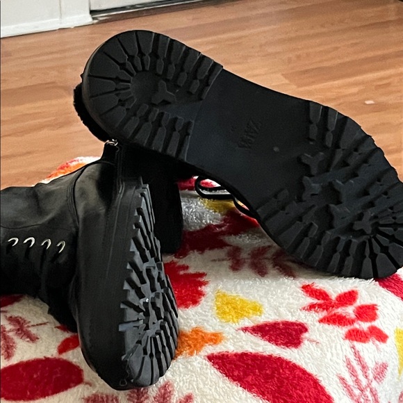 Zara Black Combat Boots with Fur Lining - Picture 4 of 12